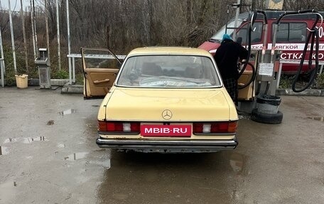 Mercedes-Benz W123, 1981 год, 150 000 рублей, 3 фотография