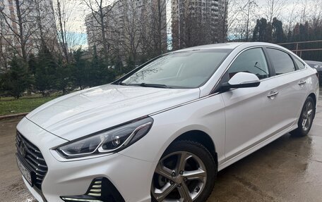 Hyundai Sonata VII, 2019 год, 2 250 000 рублей, 2 фотография