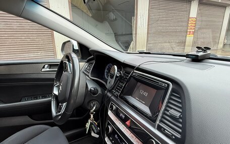 Hyundai Sonata VII, 2019 год, 2 250 000 рублей, 19 фотография