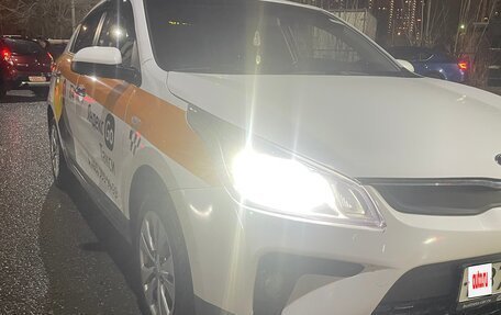 KIA Rio IV, 2018 год, 990 000 рублей, 11 фотография