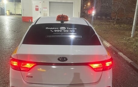 KIA Rio IV, 2018 год, 990 000 рублей, 16 фотография