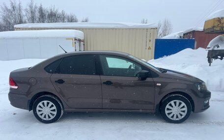 Volkswagen Polo VI (EU Market), 2016 год, 925 000 рублей, 3 фотография