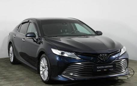 Toyota Camry, 2018 год, 2 850 000 рублей, 2 фотография