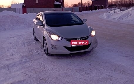 Hyundai Elantra V, 2013 год, 1 030 000 рублей, 4 фотография