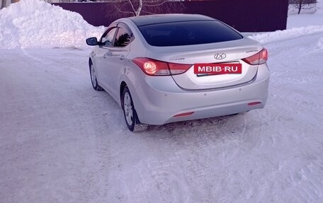 Hyundai Elantra V, 2013 год, 1 030 000 рублей, 3 фотография