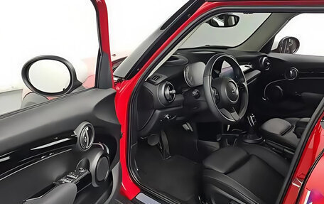 MINI Hatch, 2022 год, 1 950 000 рублей, 3 фотография