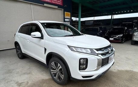 Mitsubishi RVR III рестайлинг, 2022 год, 1 690 000 рублей, 3 фотография