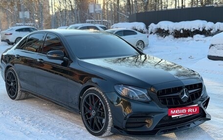 Mercedes-Benz E-Класс, 2019 год, 4 000 000 рублей, 10 фотография