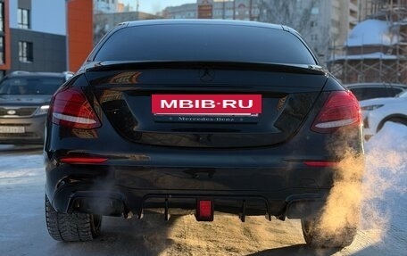 Mercedes-Benz E-Класс, 2019 год, 4 000 000 рублей, 14 фотография