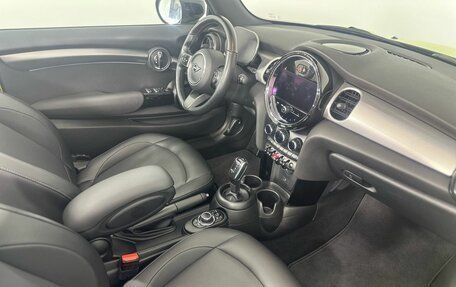 MINI Cabrio, 2022 год, 2 750 000 рублей, 13 фотография