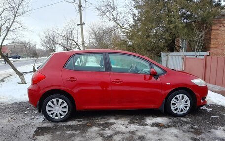 Toyota Auris II, 2007 год, 650 000 рублей, 2 фотография