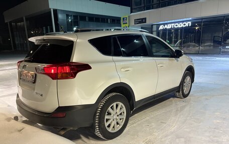 Toyota RAV4, 2014 год, 1 699 999 рублей, 6 фотография