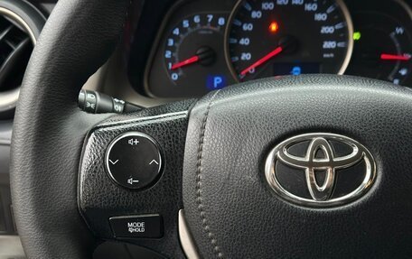 Toyota RAV4, 2014 год, 1 699 999 рублей, 10 фотография