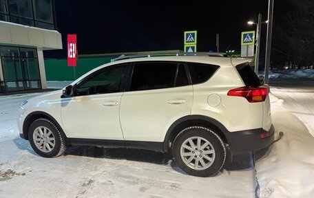 Toyota RAV4, 2014 год, 1 699 999 рублей, 9 фотография