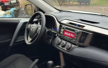 Toyota RAV4, 2014 год, 1 699 999 рублей, 18 фотография