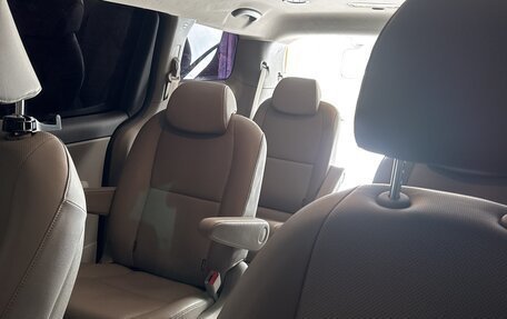 KIA Carnival III, 2018 год, 2 350 000 рублей, 9 фотография