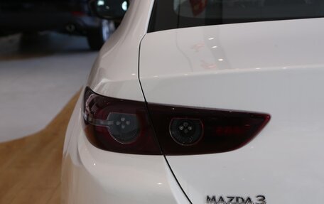Mazda 3, 2026 год, 2 729 000 рублей, 10 фотография