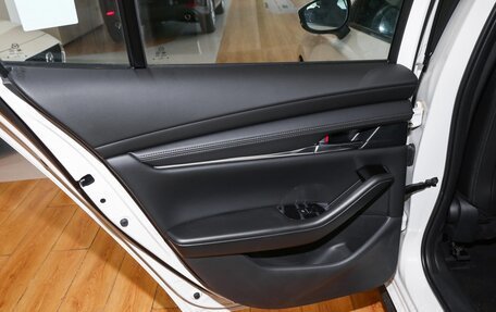 Mazda 3, 2026 год, 2 729 000 рублей, 31 фотография