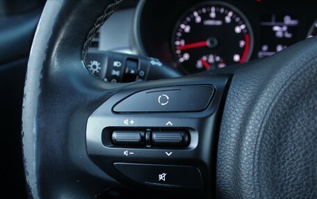 KIA Rio IV, 2019 год, 1 610 000 рублей, 10 фотография