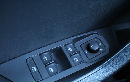 Skoda Karoq I, 2020 год, 2 375 000 рублей, 6 фотография