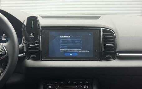 Skoda Karoq I, 2022 год, 1 984 000 рублей, 17 фотография