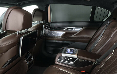 BMW 7 серия, 2021 год, 8 199 000 рублей, 13 фотография