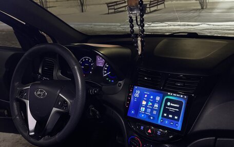 Hyundai Solaris II рестайлинг, 2013 год, 760 000 рублей, 5 фотография