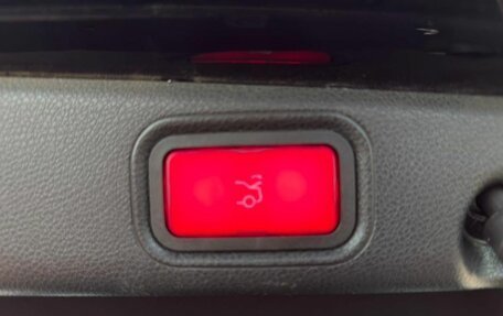 Mercedes-Benz E-Класс, 2017 год, 3 050 000 рублей, 23 фотография