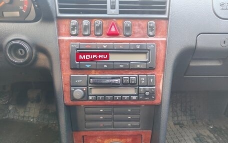 Mercedes-Benz C-Класс, 1996 год, 450 000 рублей, 10 фотография