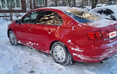 Volkswagen Jetta VI, 2014 год, 1 170 000 рублей, 2 фотография