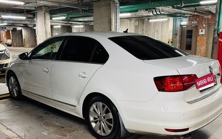 Volkswagen Jetta VI, 2016 год, 1 880 000 рублей, 6 фотография