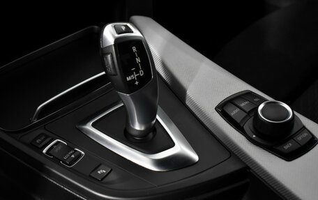 BMW 3 серия, 2016 год, 2 700 000 рублей, 10 фотография