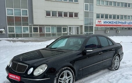 Mercedes-Benz E-Класс, 2003 год, 1 030 000 рублей, 1 фотография