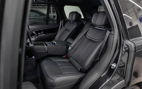 Land Rover Range Rover IV рестайлинг, 2026 год, 23 990 000 рублей, 25 фотография