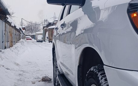 Toyota Sequoia II рестайлинг, 2008 год, 3 500 000 рублей, 5 фотография