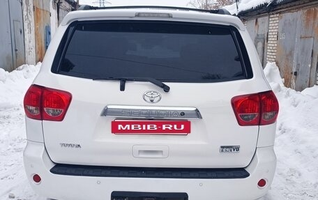 Toyota Sequoia II рестайлинг, 2008 год, 3 500 000 рублей, 8 фотография