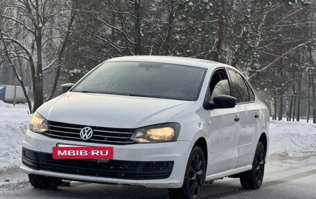 Volkswagen Polo VI (EU Market), 2016 год, 680 000 рублей, 4 фотография