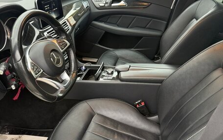 Mercedes-Benz CLS, 2015 год, 2 490 000 рублей, 9 фотография