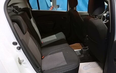 Renault Logan II, 2022 год, 969 000 рублей, 10 фотография