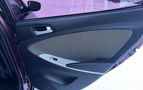 Hyundai Solaris II рестайлинг, 2013 год, 745 000 рублей, 32 фотография