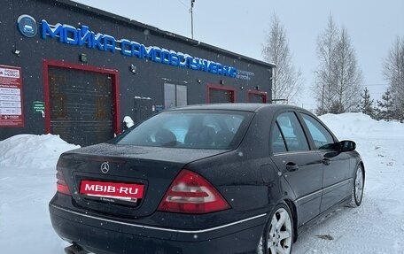Mercedes-Benz C-Класс, 2005 год, 510 000 рублей, 6 фотография
