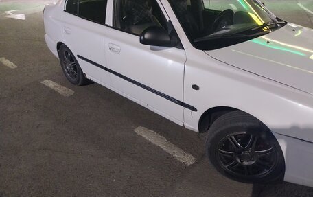 Hyundai Accent II, 2005 год, 310 000 рублей, 2 фотография