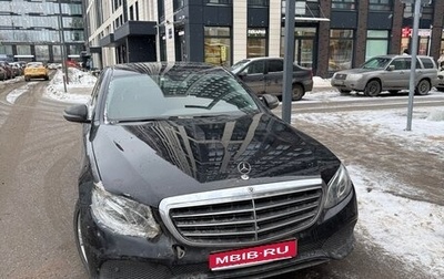 Mercedes-Benz E-Класс, 2018 год, 1 550 000 рублей, 1 фотография