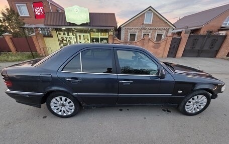 Mercedes-Benz C-Класс, 1998 год, 260 000 рублей, 2 фотография