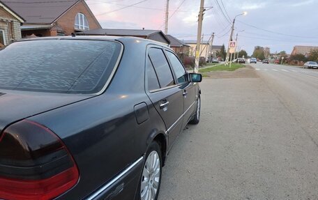 Mercedes-Benz C-Класс, 1998 год, 260 000 рублей, 6 фотография