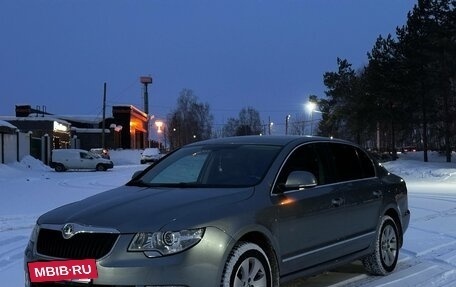 Skoda Superb III рестайлинг, 2012 год, 1 250 000 рублей, 3 фотография