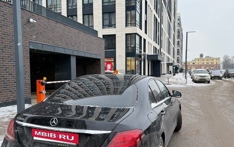 Mercedes-Benz E-Класс, 2018 год, 1 550 000 рублей, 8 фотография