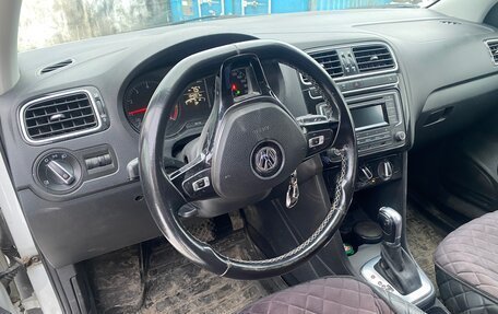 Volkswagen Polo VI (EU Market), 2017 год, 900 000 рублей, 6 фотография