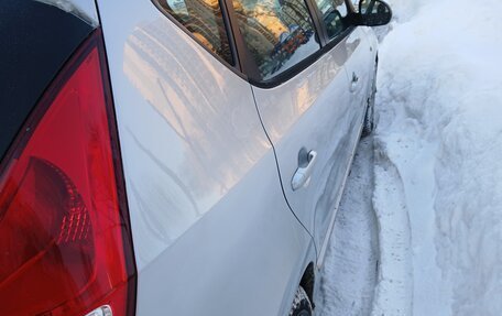 Hyundai i30 I, 2011 год, 800 000 рублей, 9 фотография