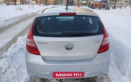 Hyundai i30 I, 2011 год, 800 000 рублей, 6 фотография